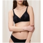 Preview: Triumph BH Body Make-Up Essent N