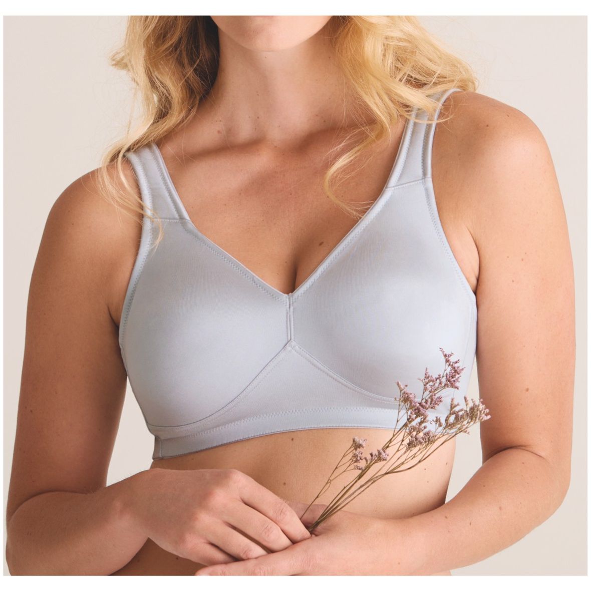 Sujetador suave mujer Speidel sin aros moldeado tirantes anchos ajustables