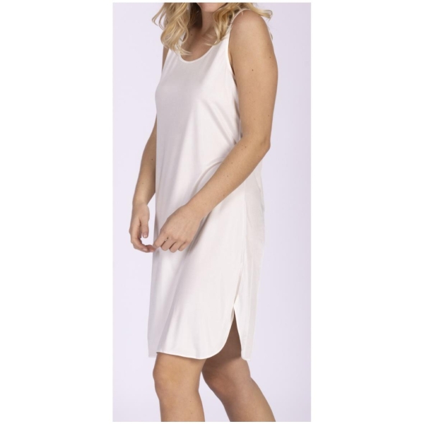 Nina von C. Elegance Unterkleid Länge 101 cm